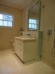 After_Bathroom 5.JPG