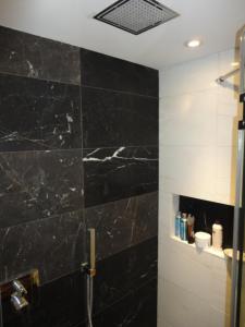 After_Bathroom 19.JPG
